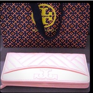 Tory Burch Alexis Slim Wallet